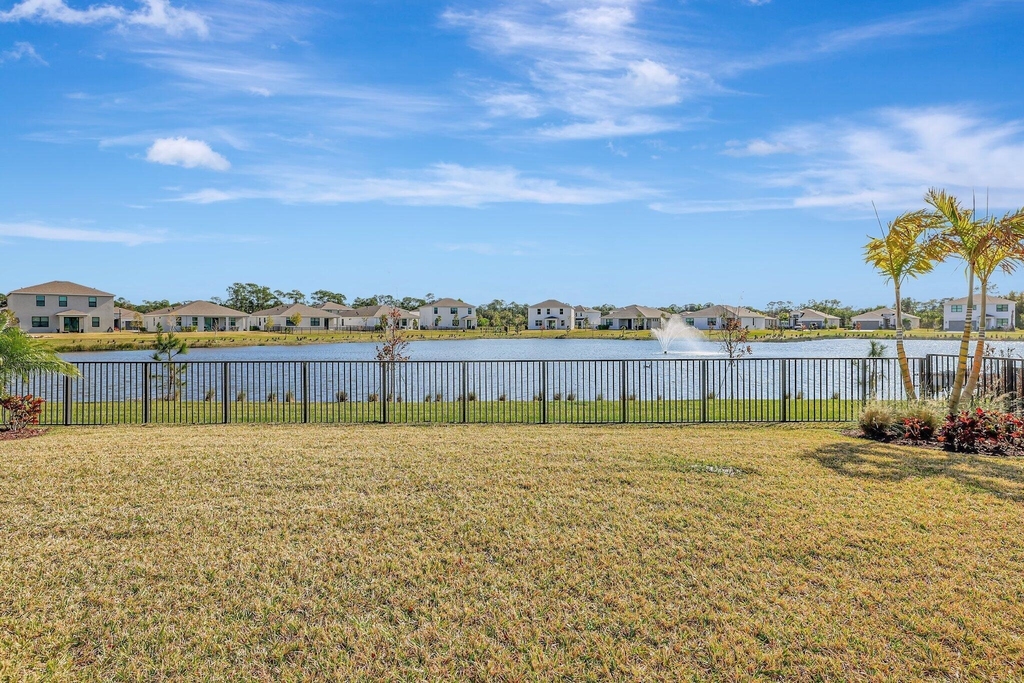 6007 Se Skyblue Circle - Photo 30
