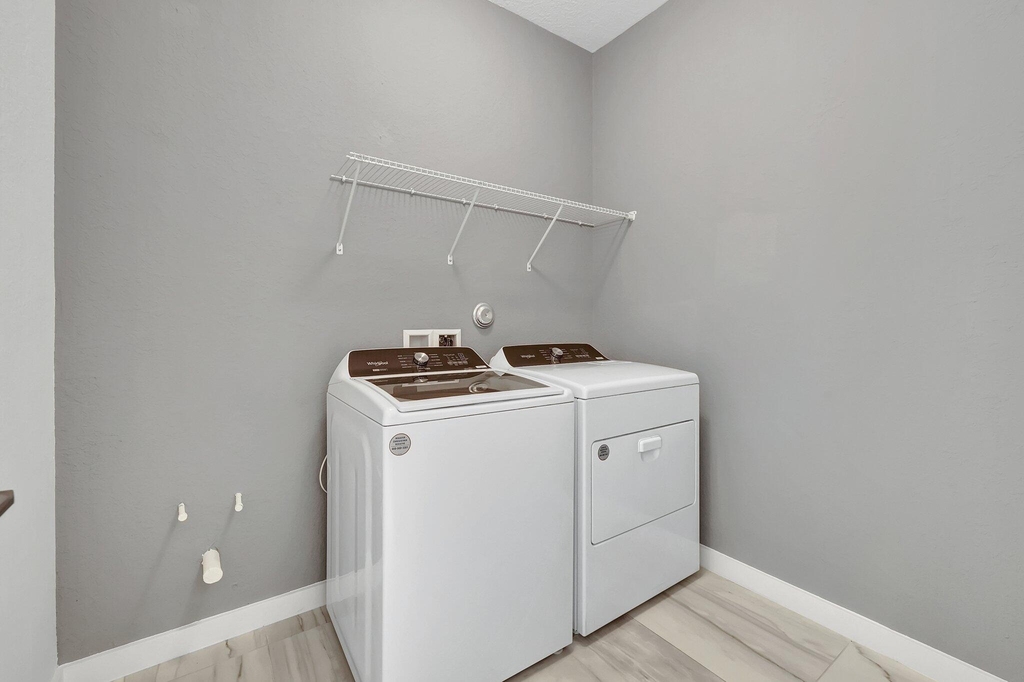 6007 Se Skyblue Circle - Photo 22