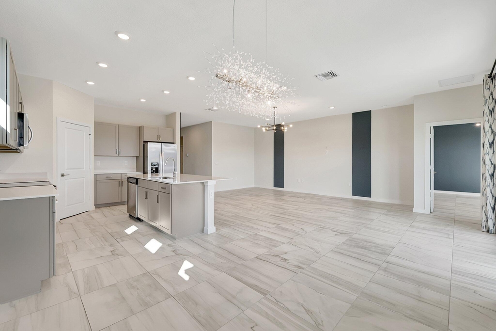6007 Se Skyblue Circle - Photo 14