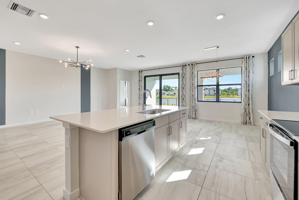 6007 Se Skyblue Circle - Photo 10