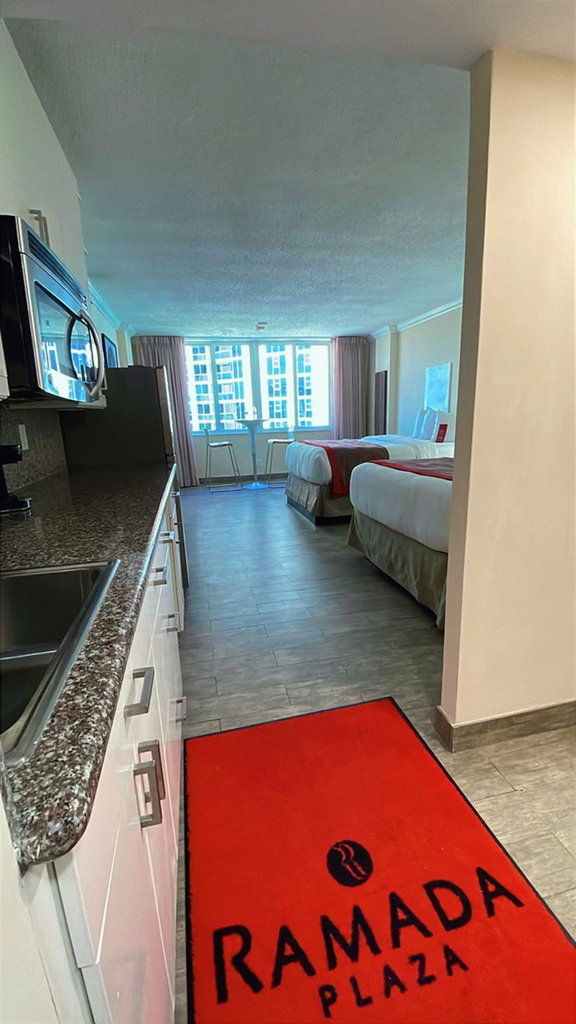 19201 Collins Avenue - Photo 7