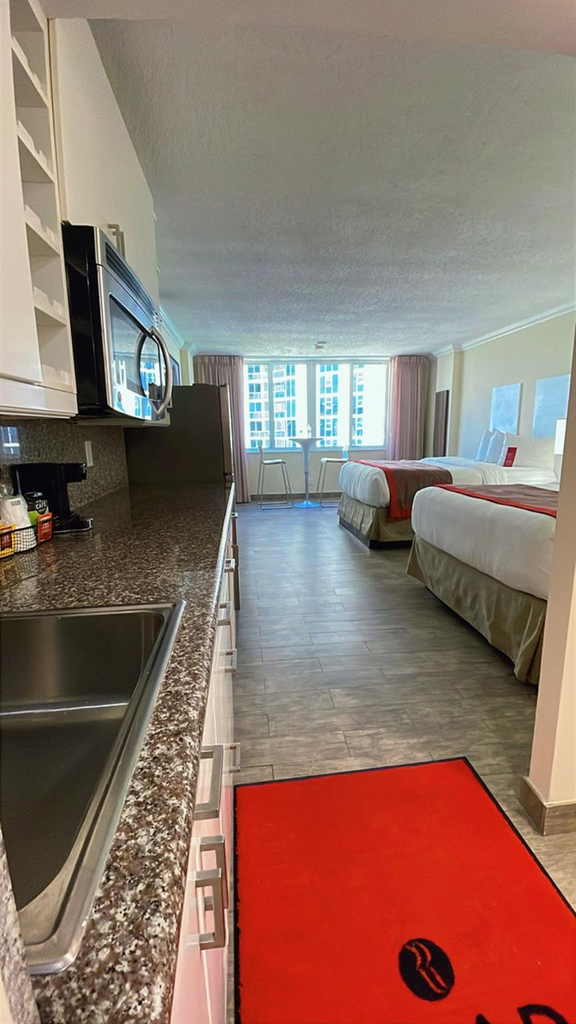 19201 Collins Avenue - Photo 6
