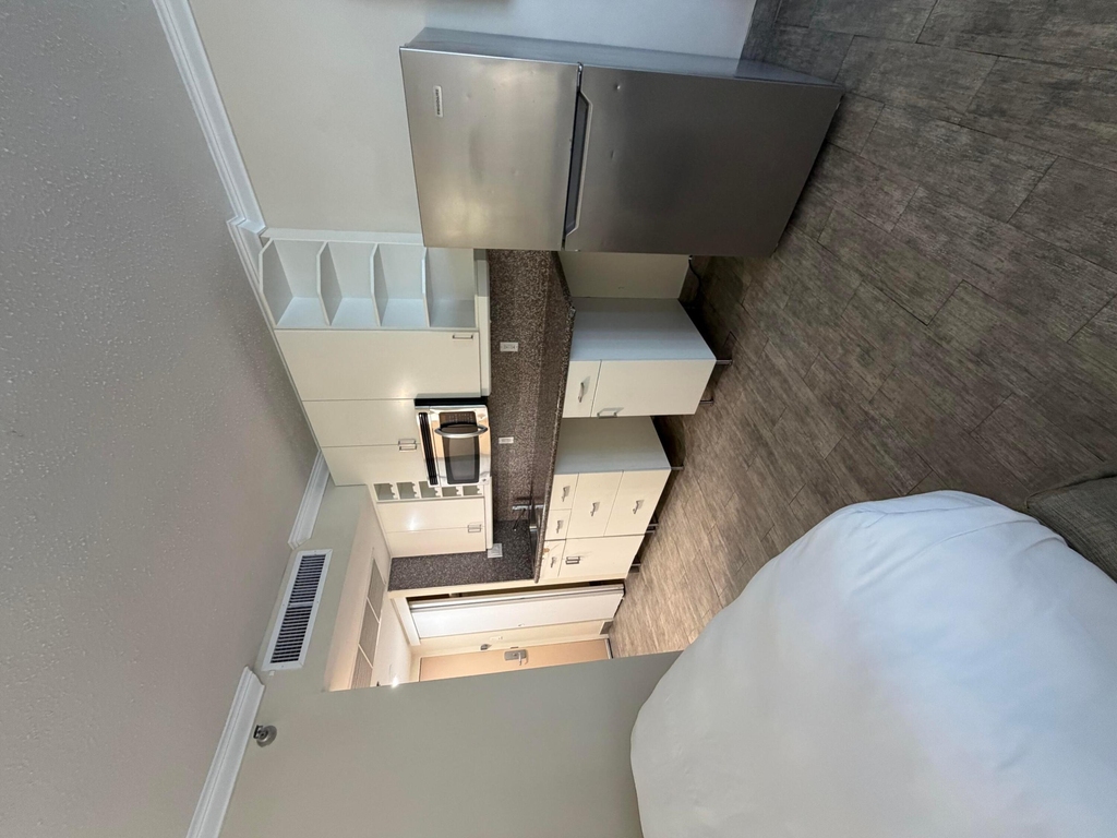 19201 Collins Avenue - Photo 30