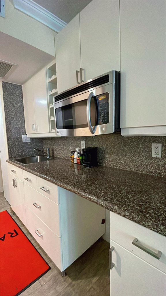 19201 Collins Avenue - Photo 13