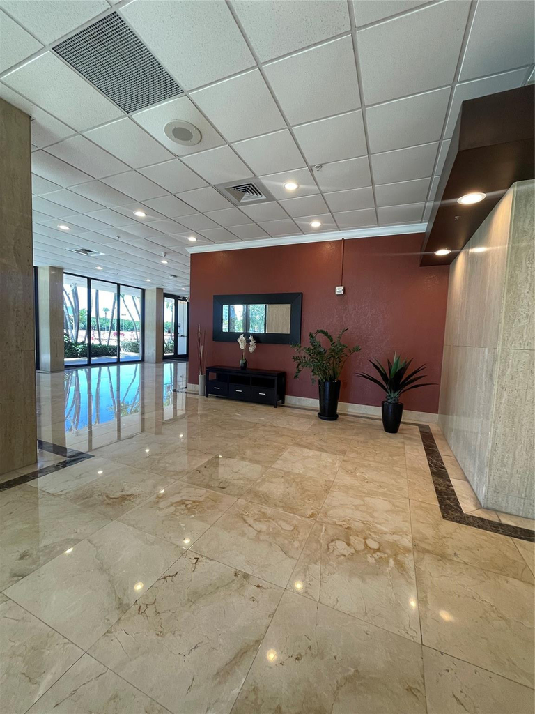 400 Kings Point Drive - Photo 35