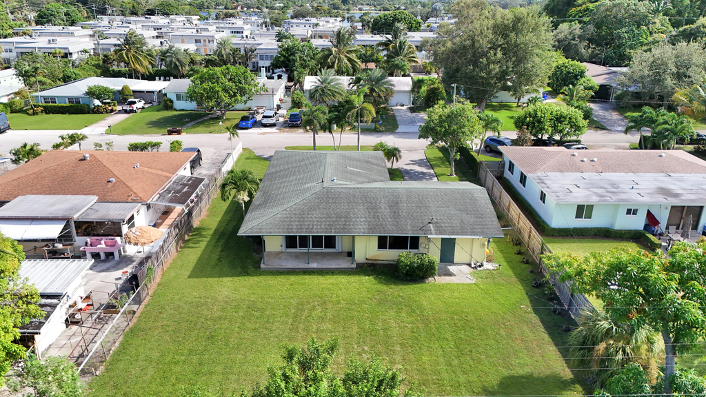 2022 Collier Avenue - Photo 15