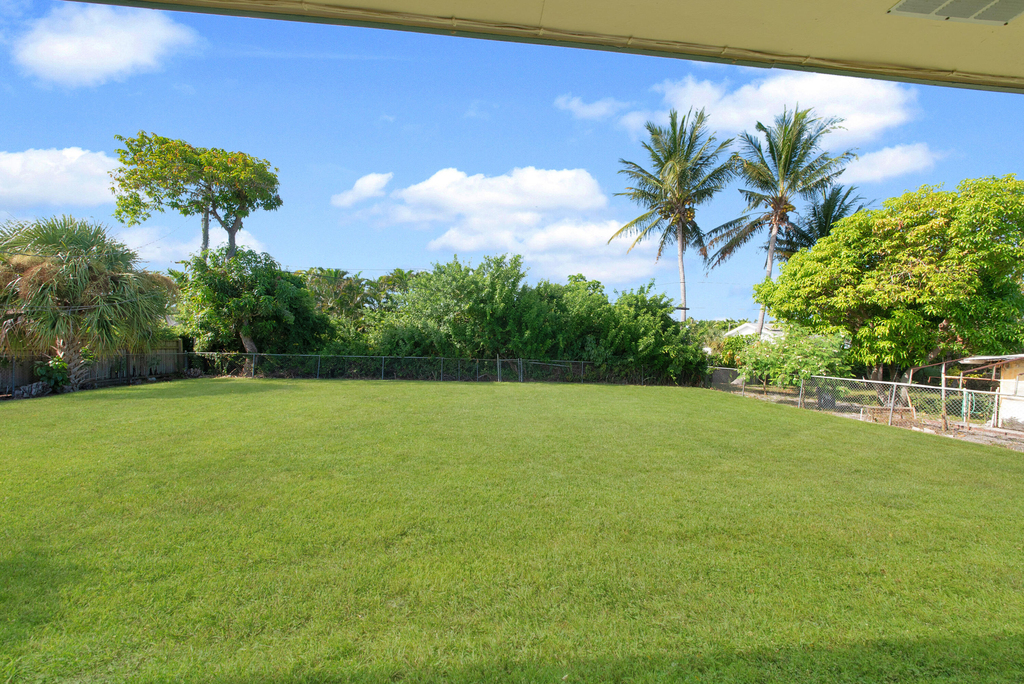 2022 Collier Avenue - Photo 27