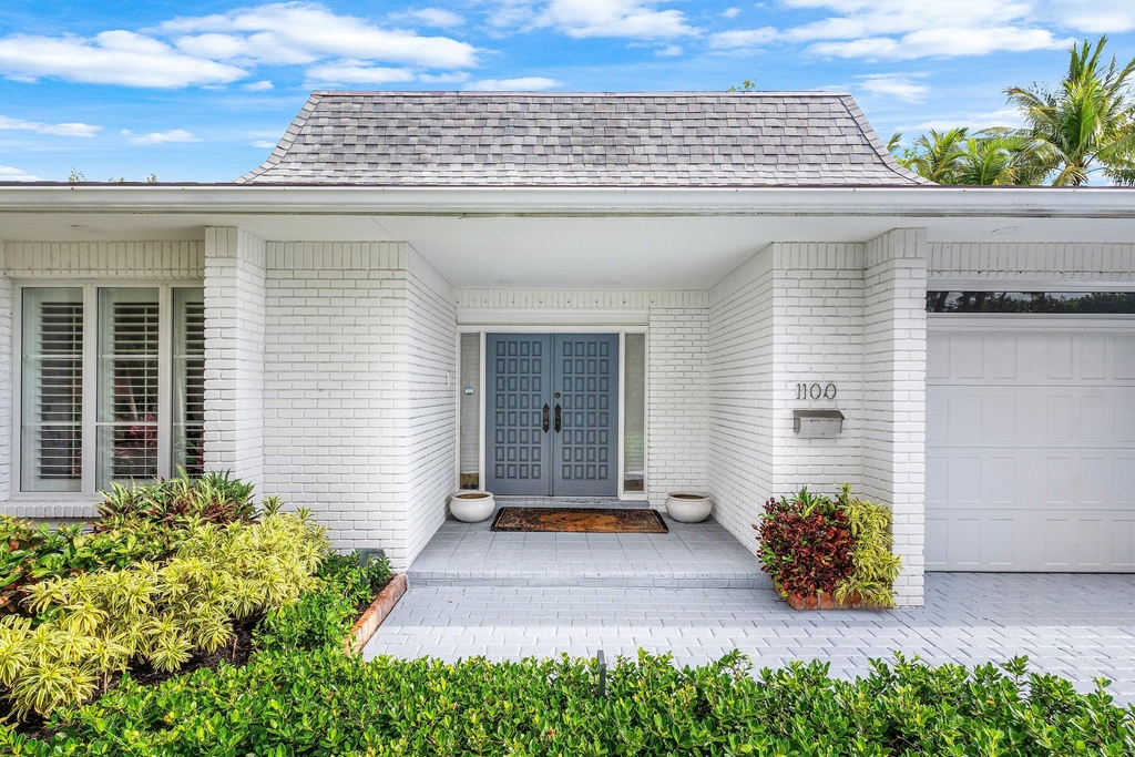 1100 N Ocean Boulevard - Photo 1