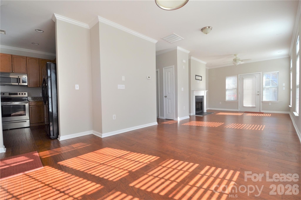 285 Davidson Gateway Drive - Photo 2