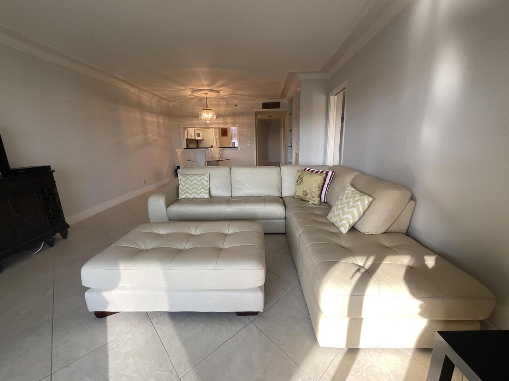 14475 Strathmore Lane - Photo 8