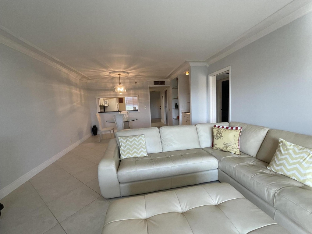 14475 Strathmore Lane - Photo 7