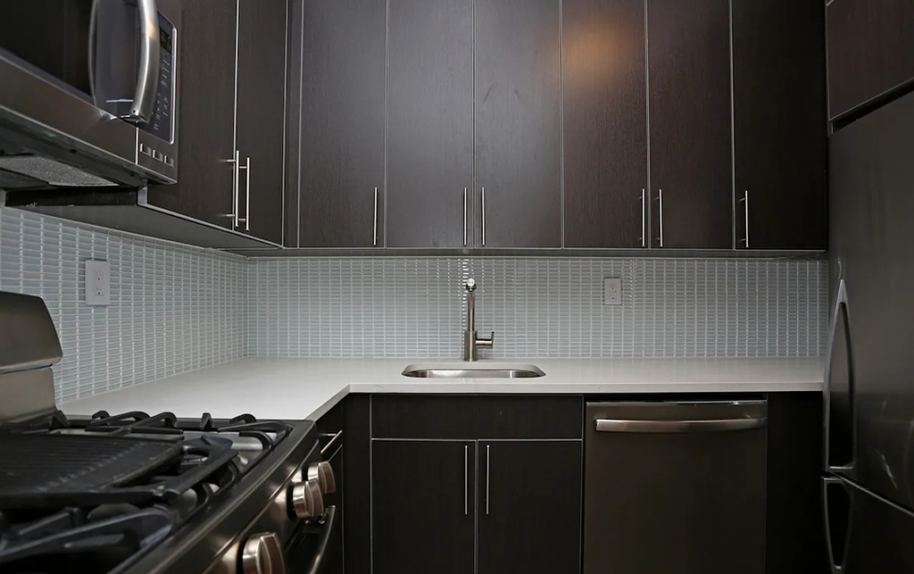 Luxury studio on West 53th Street - Photo 2