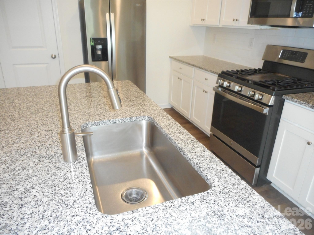 758 Earhart Street Nw - Photo 3