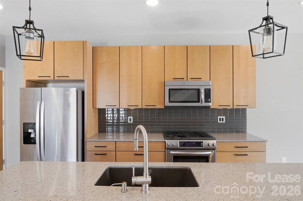 919 Westbrook Drive - Photo 10