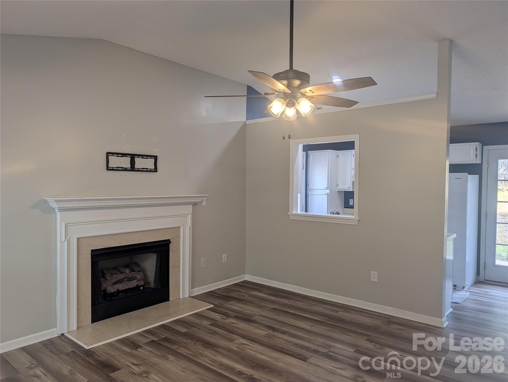 131 Diamond Drive - Photo 1
