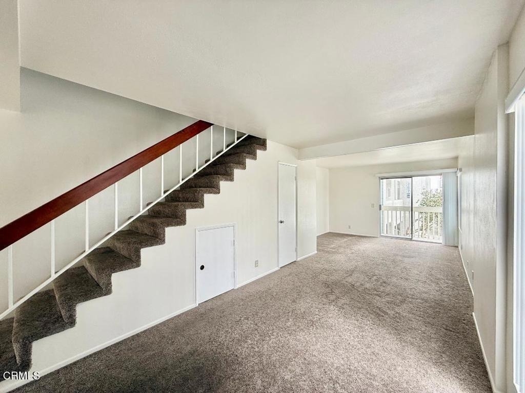 263 S Ventura Road - Photo 2
