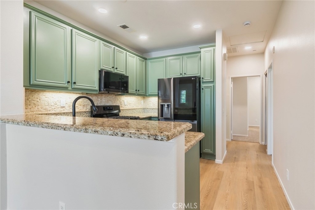 13563 Mashona Avenue - Photo 6