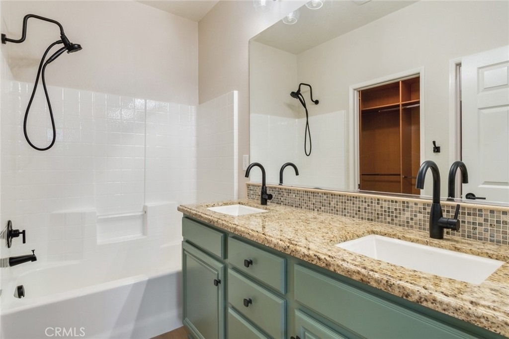 13563 Mashona Avenue - Photo 17