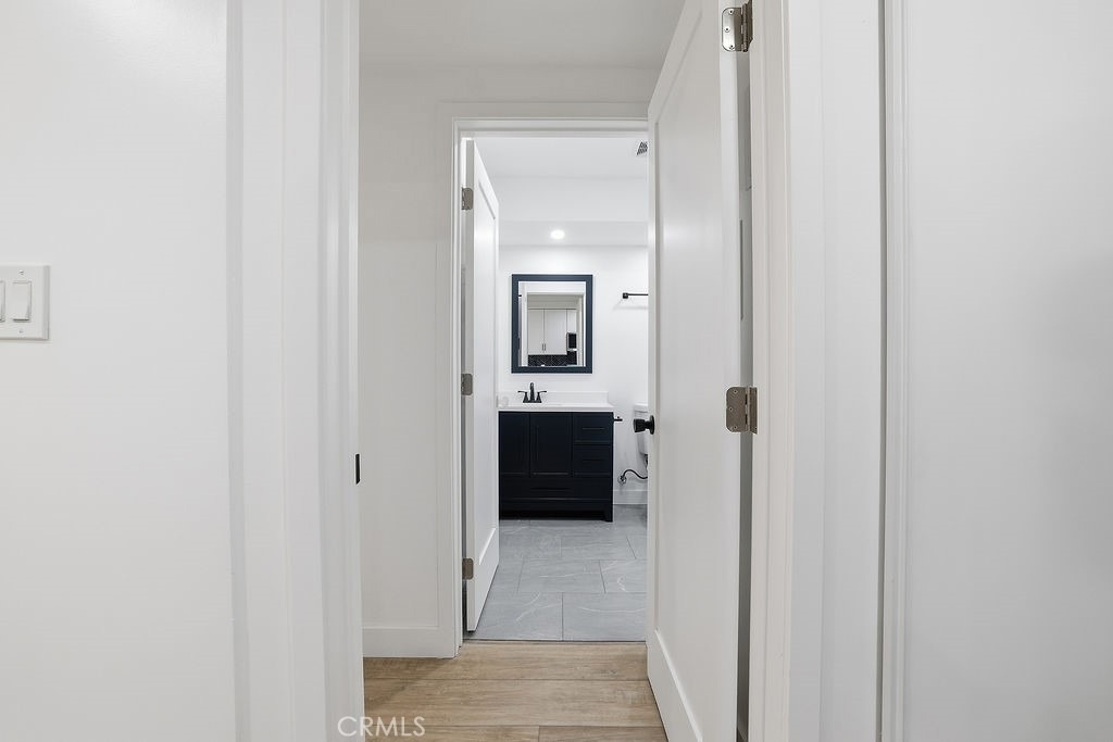 17000 Burbank Boulevard - Photo 10