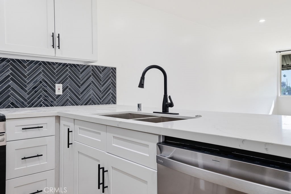 17000 Burbank Boulevard - Photo 1
