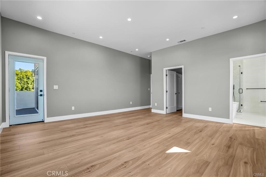 2124 W 238th Street - Photo 21