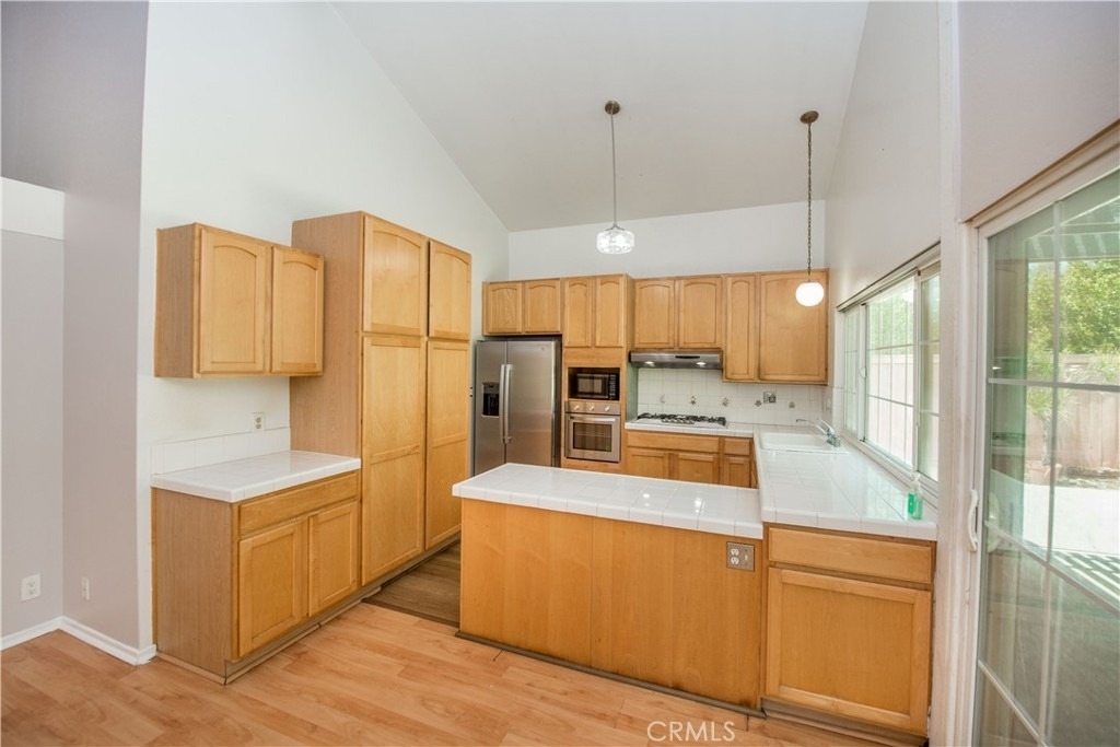 1709 Beechwood Avenue - Photo 9