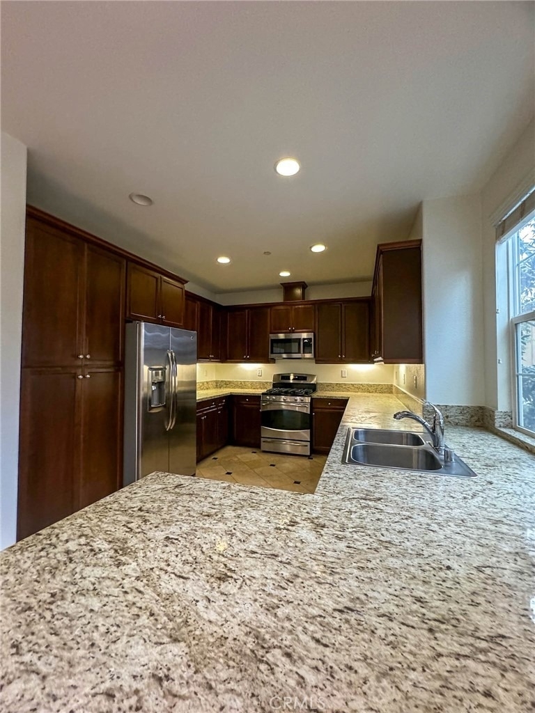 1414 Montgomery Street - Photo 12