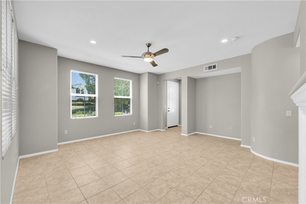 14 Conservatory Drive - Photo 4