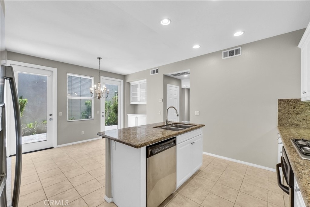 14 Conservatory Drive - Photo 10