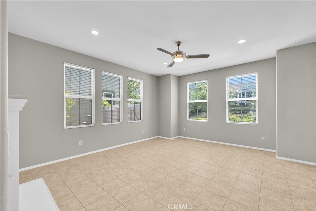14 Conservatory Drive - Photo 3