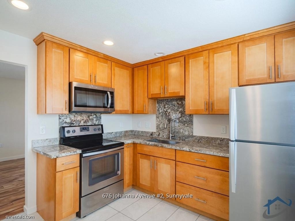 676 Johanna Avenue - Photo 4