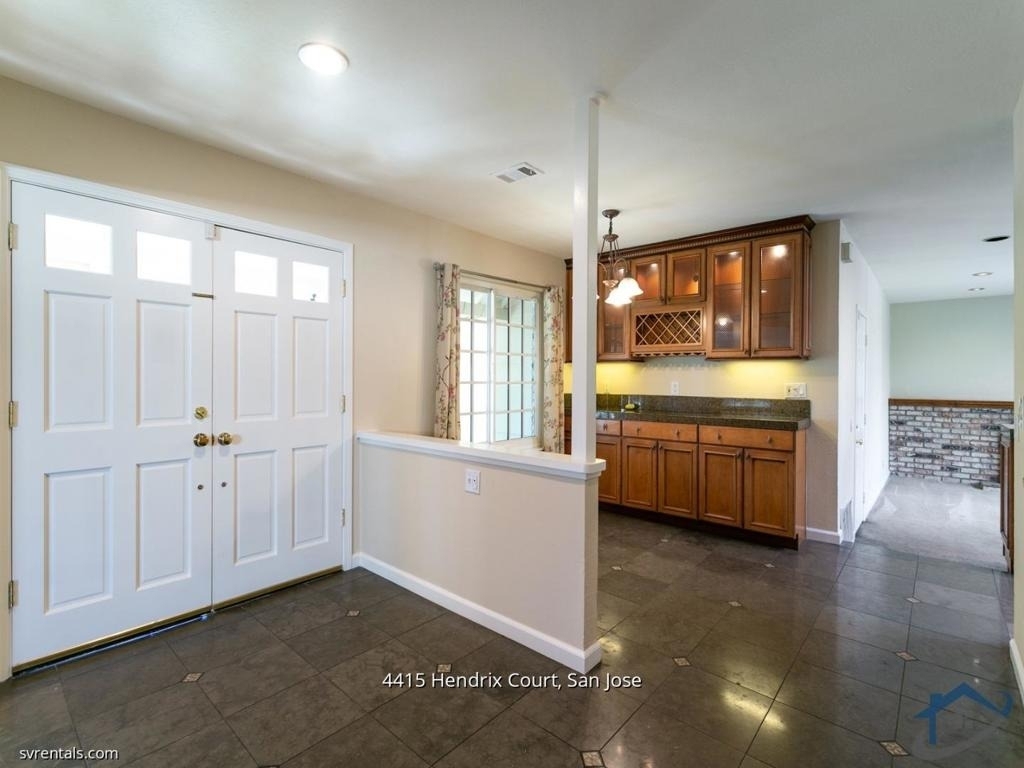 4415 Hendrix Court - Photo 2