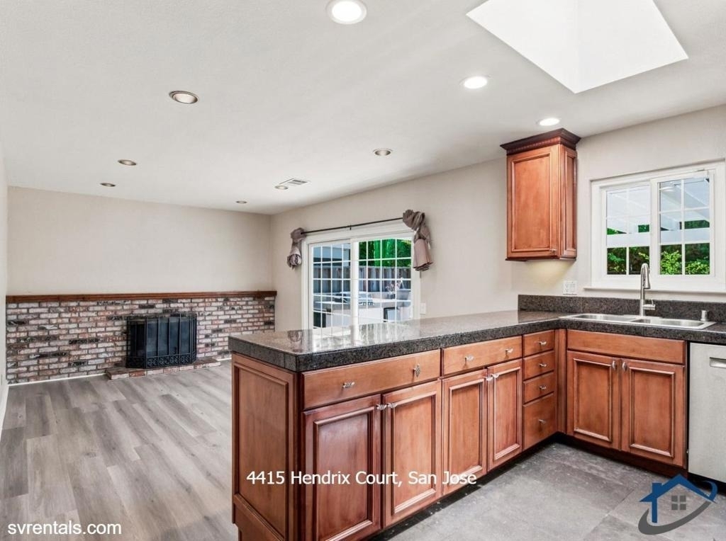4415 Hendrix Court - Photo 3