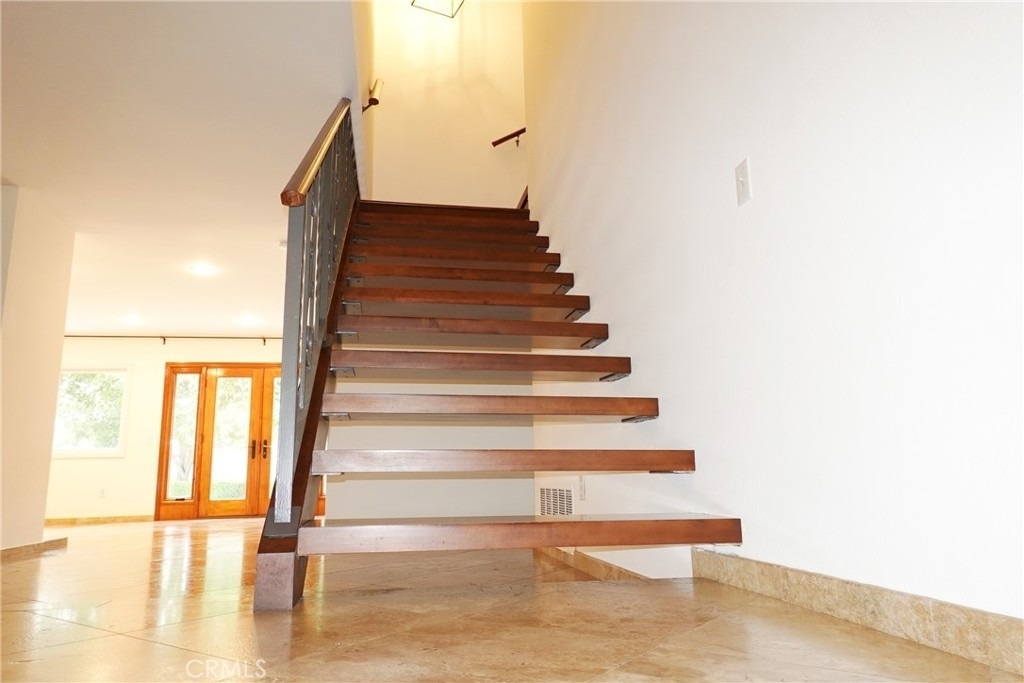 6232 Hesperia Avenue - Photo 19