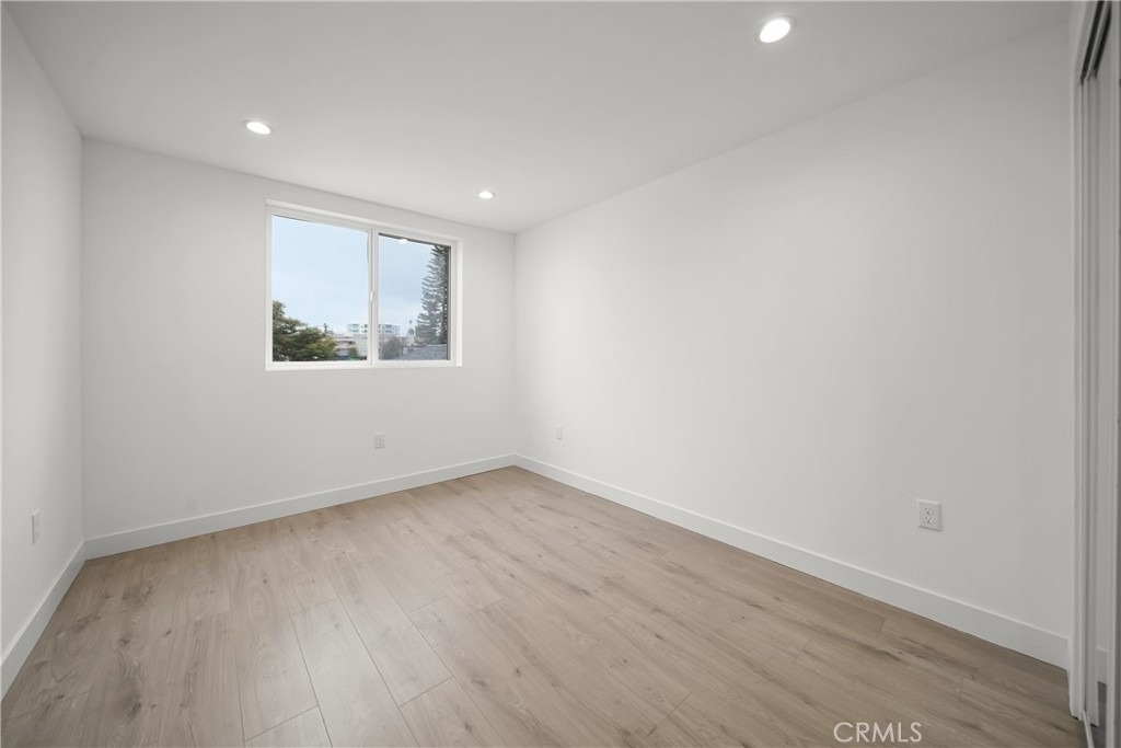 171 S Hoover Street - Photo 19