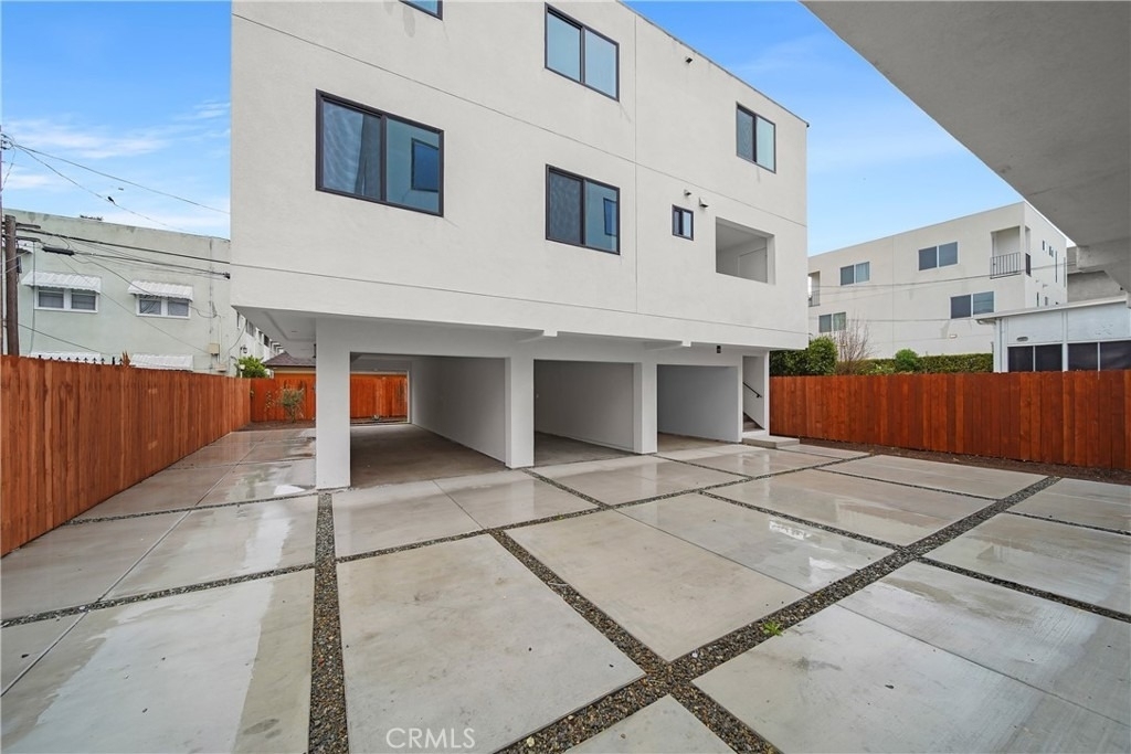 171 S Hoover Street - Photo 28