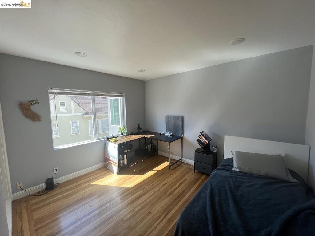 2554 Virginia St - Photo 2