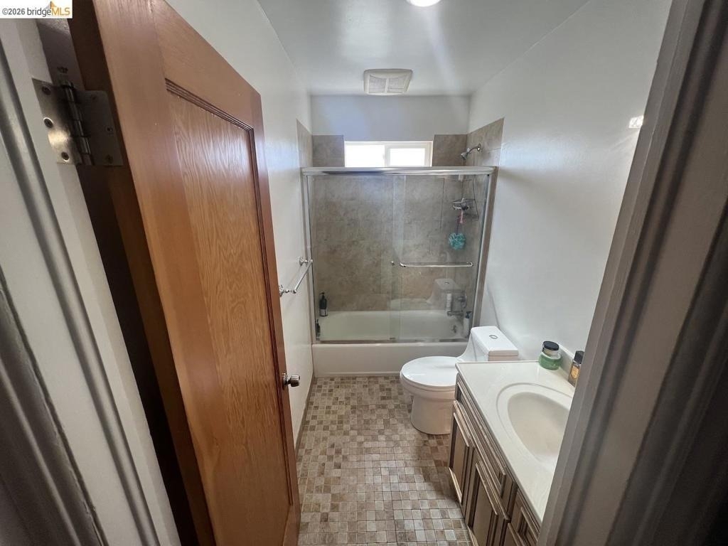 2554 Virginia St - Photo 4