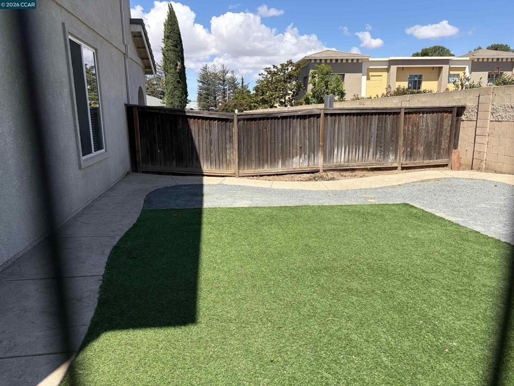 120 Fahmy St - Photo 6