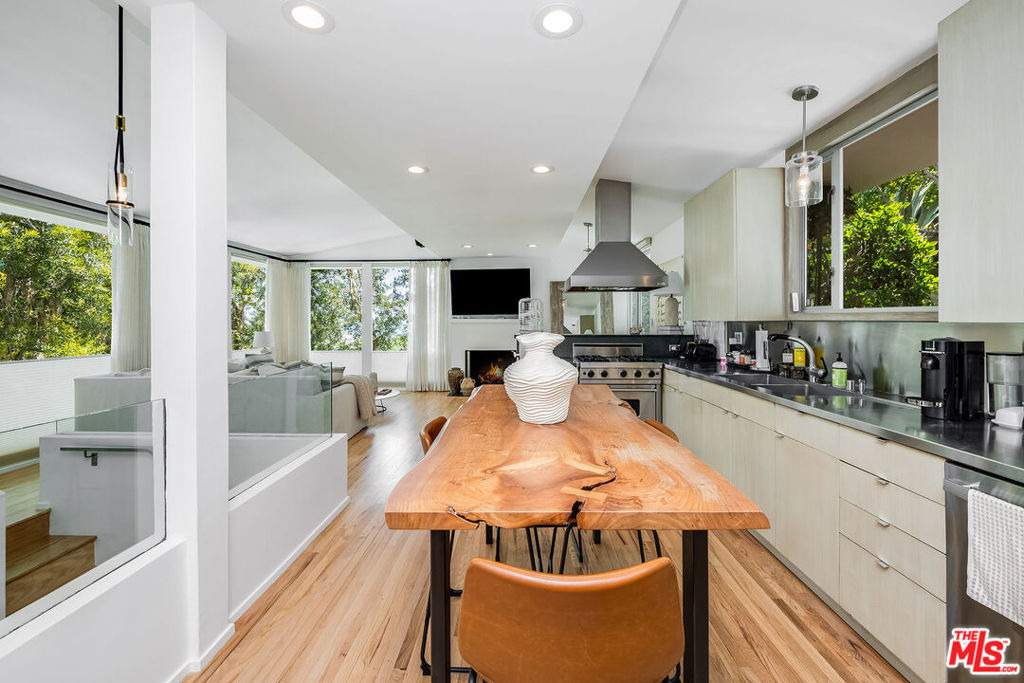 1331 Cordell Place - Photo 10