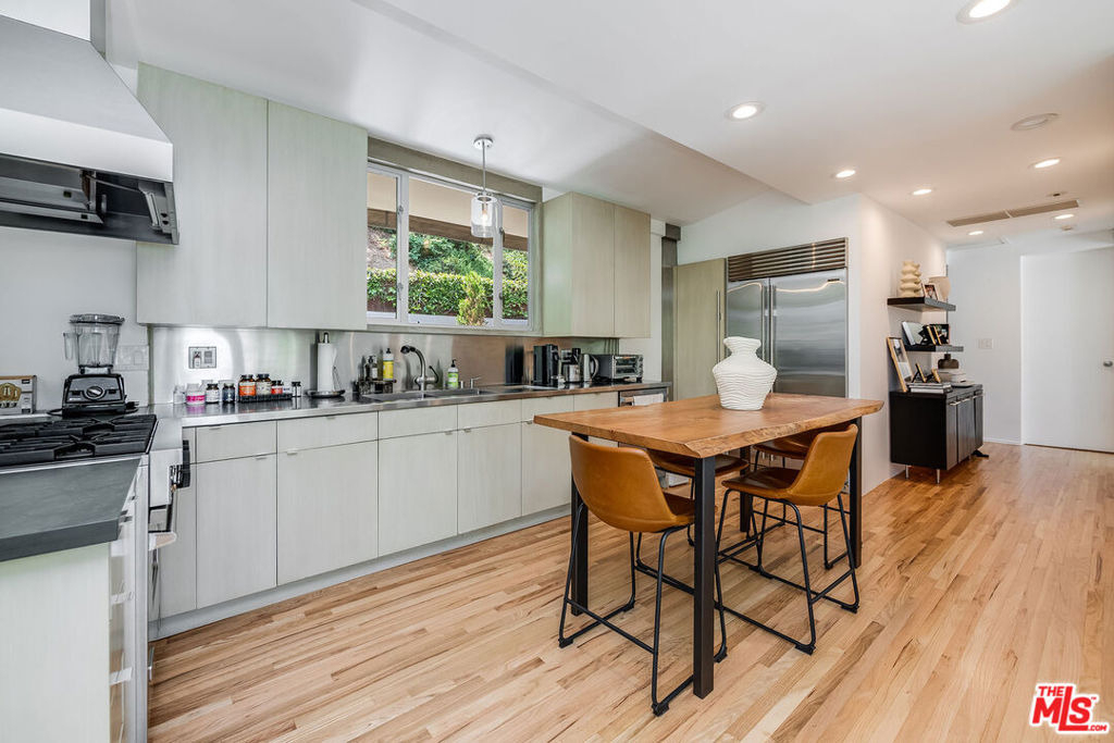 1331 Cordell Place - Photo 9