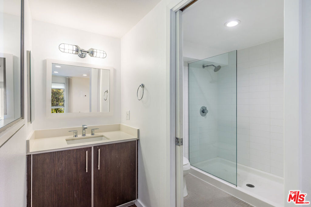4215 Glencoe Avenue - Photo 6