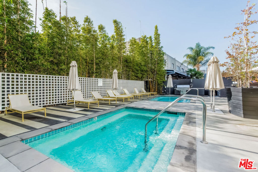 4215 Glencoe Avenue - Photo 10