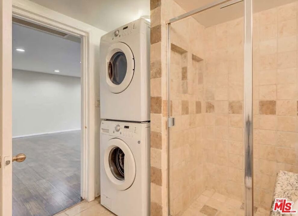 6815 Baird Avenue - Photo 6