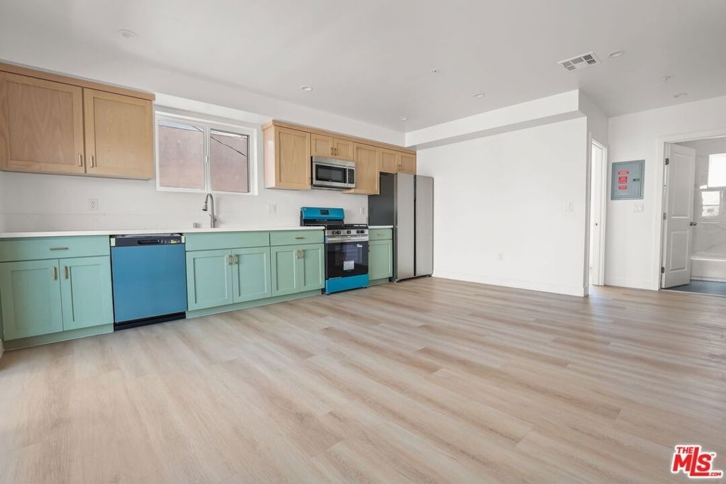 1263 Browning Boulevard - Photo 2