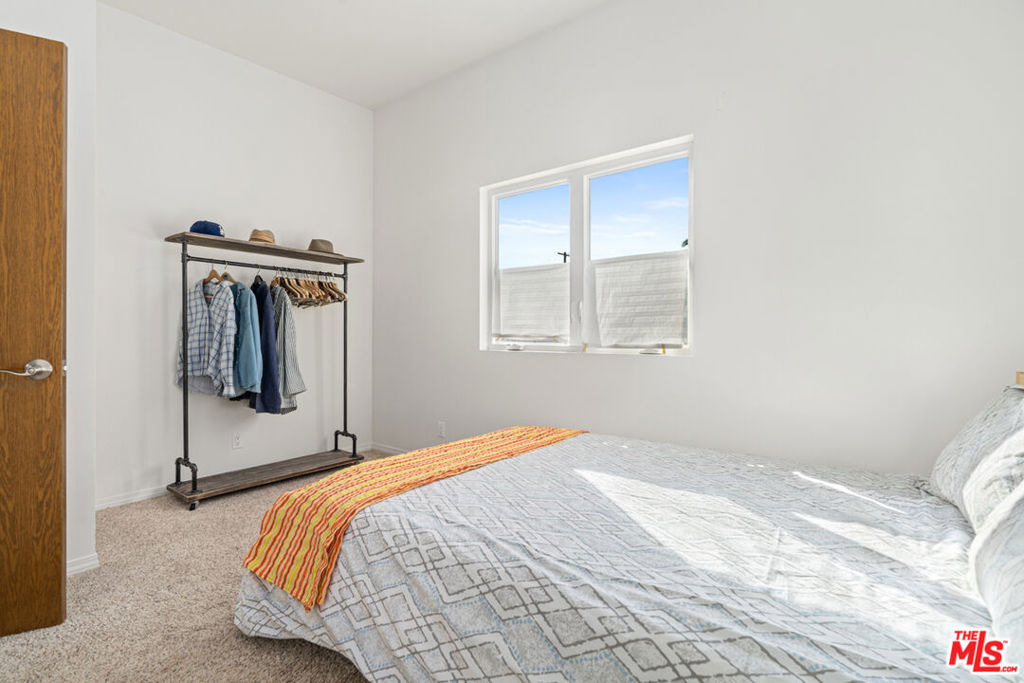 2275 Ewing Street - Photo 10