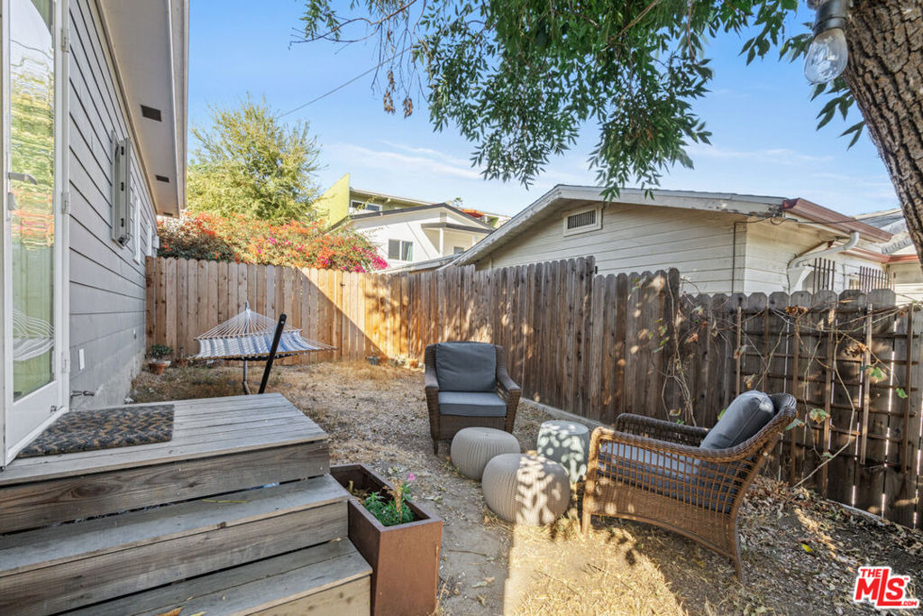 2275 Ewing Street - Photo 14