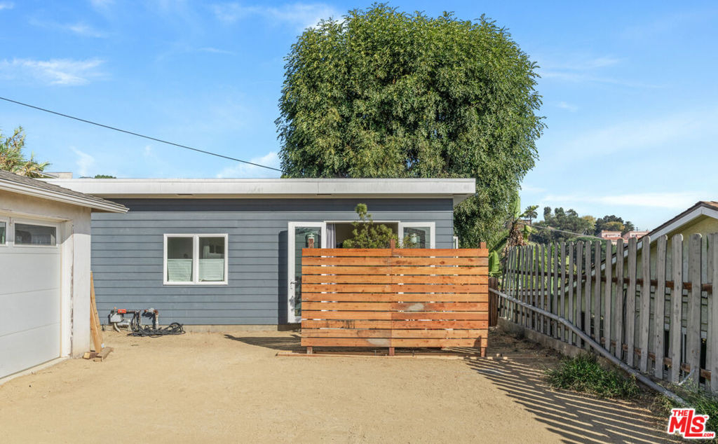 2275 Ewing Street - Photo 18