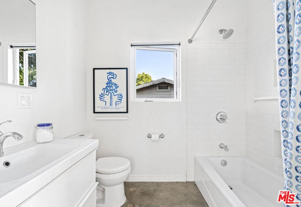 2275 Ewing Street - Photo 11