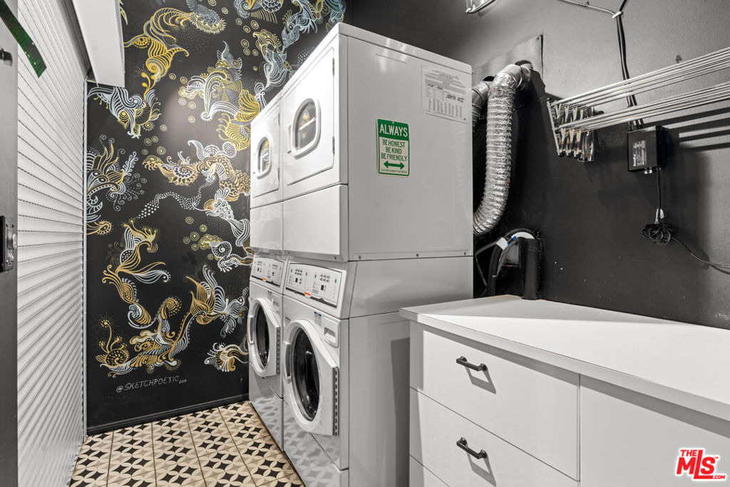 8 Brooks Avenue - Photo 19